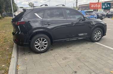 Позашляховик / Кросовер Mazda CX-5 2024 в 
