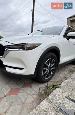 Позашляховик / Кросовер Mazda CX-5 2017 в 