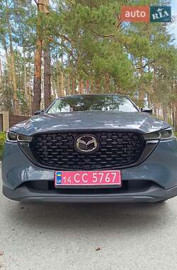 Позашляховик / Кросовер Mazda CX-5 2024 в 