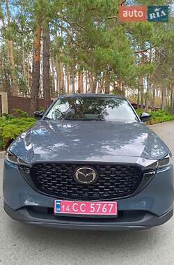 Позашляховик / Кросовер Mazda CX-5 2024 в 