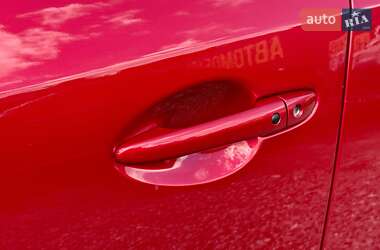 Позашляховик / Кросовер Mazda CX-5 2014 в 