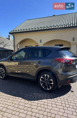 Позашляховик / Кросовер Mazda CX-5 2015 в 