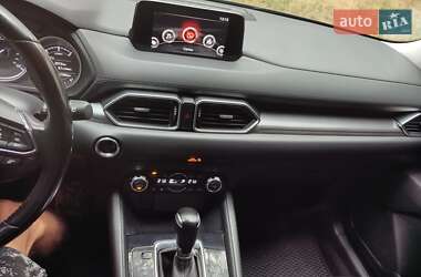 Внедорожник / Кроссовер Mazda CX-5 2018 в 