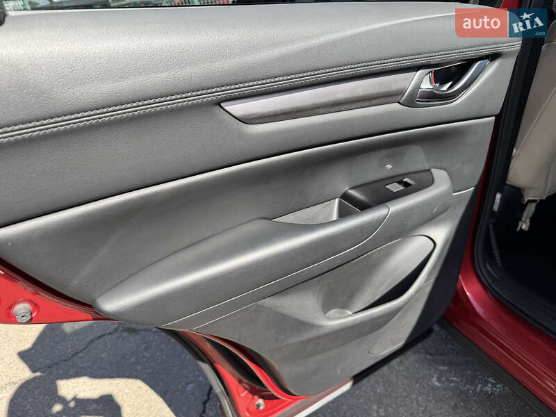 Позашляховик / Кросовер Mazda CX-5 2017 в Києві