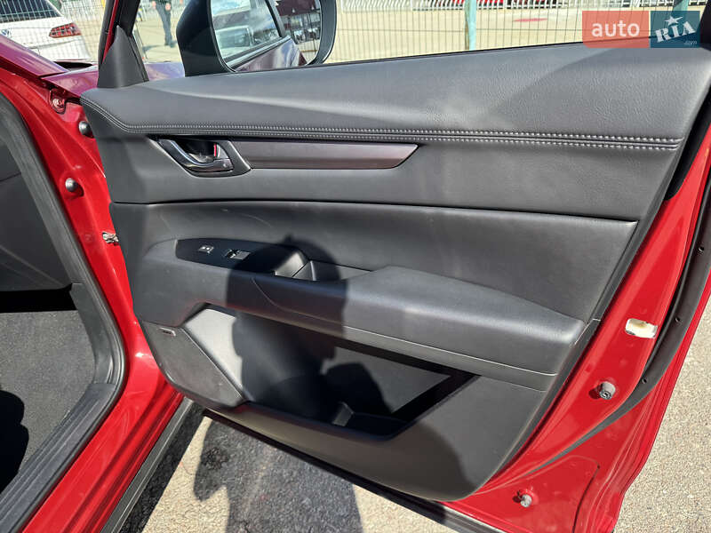 Позашляховик / Кросовер Mazda CX-5 2017 в Києві