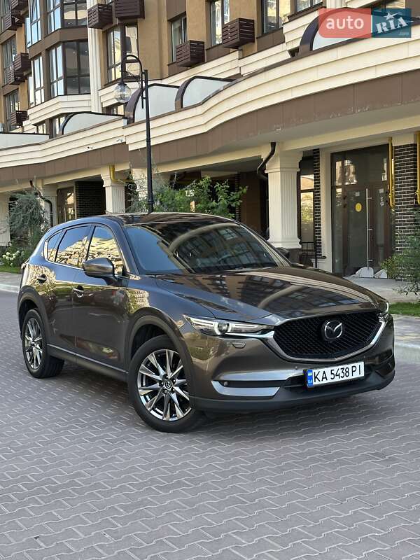 Позашляховик / Кросовер Mazda CX-5 2021 в 