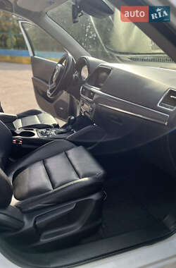 Внедорожник / Кроссовер Mazda CX-5 2015 в 