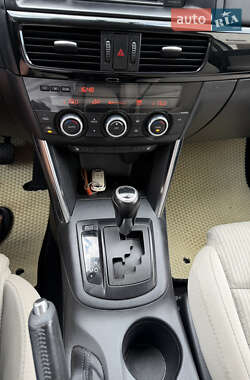 Внедорожник / Кроссовер Mazda CX-5 2012 в 