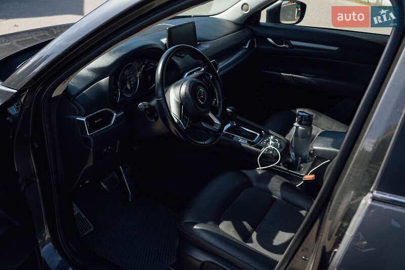 Внедорожник / Кроссовер Mazda CX-5 2018 в Киеве фото 14 Внедорожник / Кроссовер Mazda CX-5 2018 в Киеве