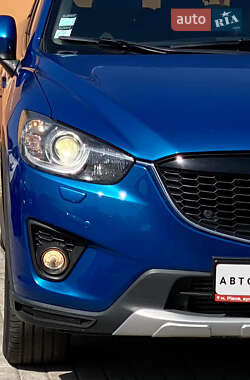 Позашляховик / Кросовер Mazda CX-5 2012 в 