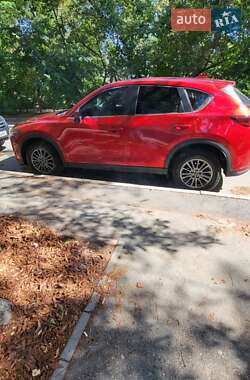 Внедорожник / Кроссовер Mazda CX-5 2017 в 