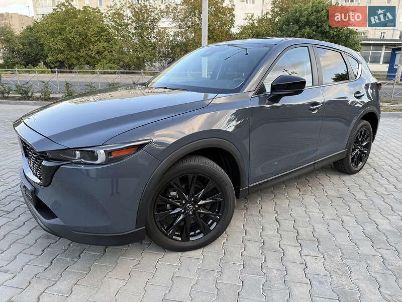 Позашляховик / Кросовер Mazda CX-5 2023 в 
