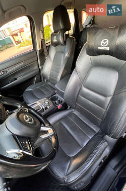 Внедорожник / Кроссовер Mazda CX-5 2017 в 