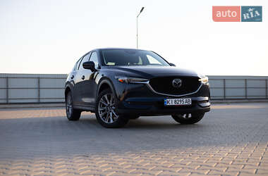 Позашляховик / Кросовер Mazda CX-5 2020 в 