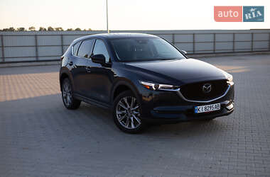 Позашляховик / Кросовер Mazda CX-5 2020 в 