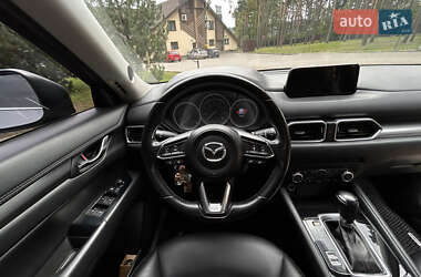 Позашляховик / Кросовер Mazda CX-5 2018 в 