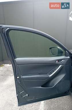 Позашляховик / Кросовер Mazda CX-5 2013 в 