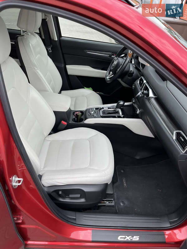 Внедорожник / Кроссовер Mazda CX-5 2018 в Черновцах