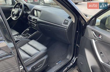 Позашляховик / Кросовер Mazda CX-5 2016 в 