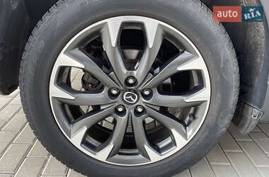 Позашляховик / Кросовер Mazda CX-5 2016 в 