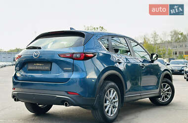 Позашляховик / Кросовер Mazda CX-5 2022 в 