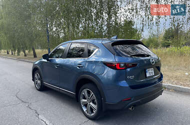 Позашляховик / Кросовер Mazda CX-5 2022 в 