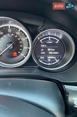 Позашляховик / Кросовер Mazda CX-5 2022 в 