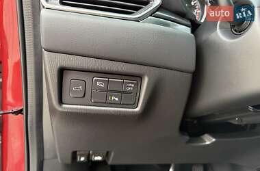 Позашляховик / Кросовер Mazda CX-5 2020 в 