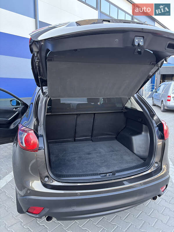Позашляховик / Кросовер Mazda CX-5 2015 в Рівному