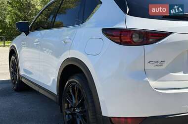 Позашляховик / Кросовер Mazda CX-5 2019 в 