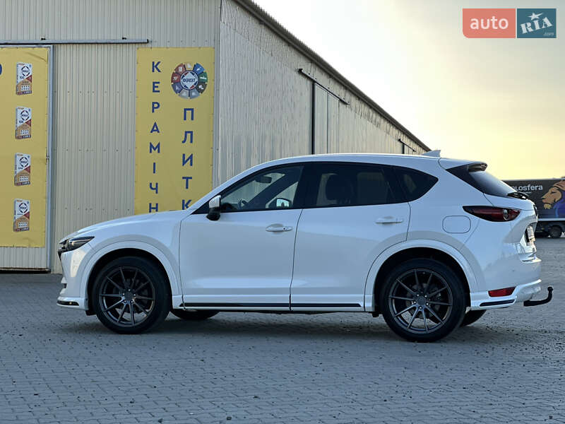 Внедорожник / Кроссовер Mazda CX-5 2019 в Черновцах