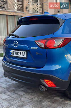 Позашляховик / Кросовер Mazda CX-5 2012 в 