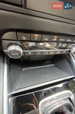 Позашляховик / Кросовер Mazda CX-5 2024 в 