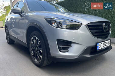 Позашляховик / Кросовер Mazda CX-5 2015 в 