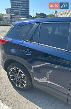 Внедорожник / Кроссовер Mazda CX-5 2015 в 