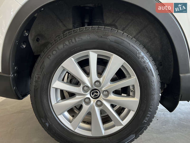 Внедорожник / Кроссовер Mazda CX-5 2016 в Киеве