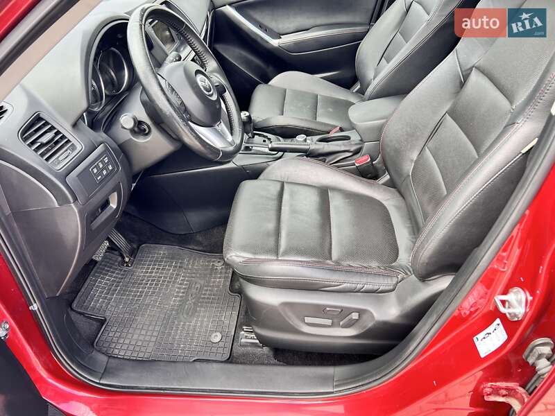Позашляховик / Кросовер Mazda CX-5 2013 в Нововолинську