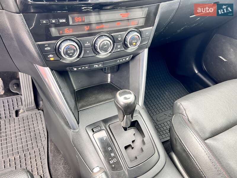 Позашляховик / Кросовер Mazda CX-5 2013 в Нововолинську