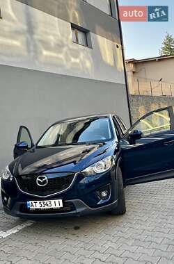 Позашляховик / Кросовер Mazda CX-5 2014 в 