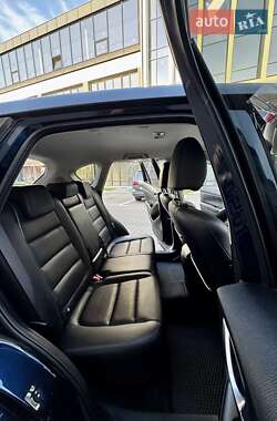 Позашляховик / Кросовер Mazda CX-5 2014 в 