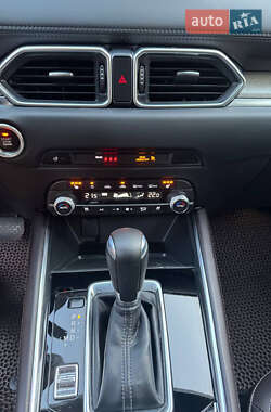 Позашляховик / Кросовер Mazda CX-5 2023 в 