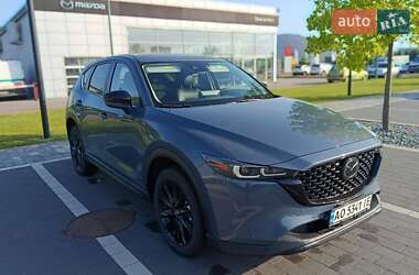 Позашляховик / Кросовер Mazda CX-5 2024 в 