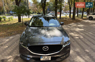 Внедорожник / Кроссовер Mazda CX-5 2017 в 