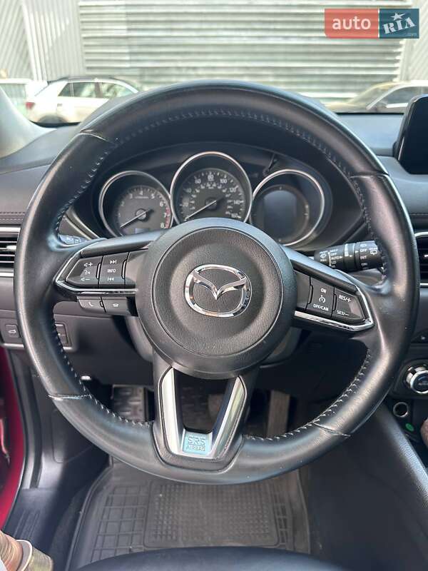 Внедорожник / Кроссовер Mazda CX-5 2017 в Киеве
