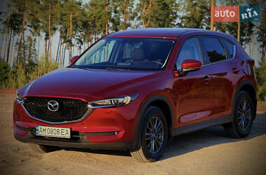 Позашляховик / Кросовер Mazda CX-5 2019 в 