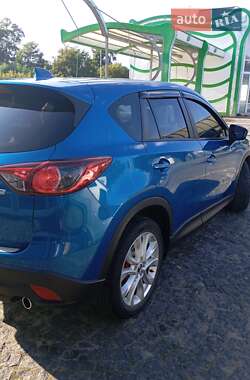 Позашляховик / Кросовер Mazda CX-5 2012 в 