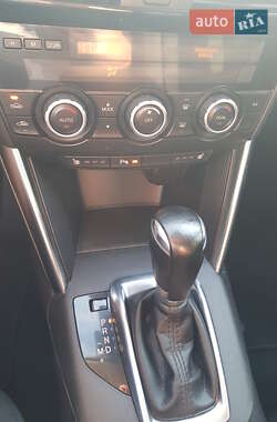 Внедорожник / Кроссовер Mazda CX-5 2015 в 