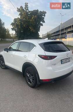 Внедорожник / Кроссовер Mazda CX-5 2017 в 