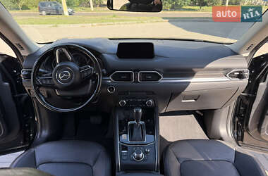 Позашляховик / Кросовер Mazda CX-5 2020 в 