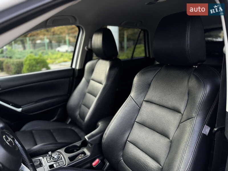 Позашляховик / Кросовер Mazda CX-5 2015 в Луцьку